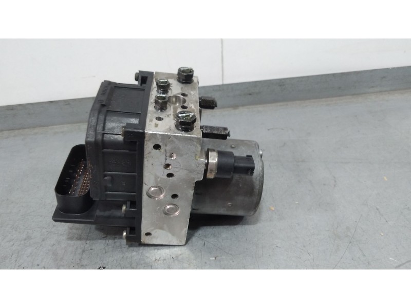 Recambio de abs para toyota corolla (_e12_) 1.6 vvt-i (zze121_) referencia OEM IAM 4405002101 Bosch 8954102070 0265225288