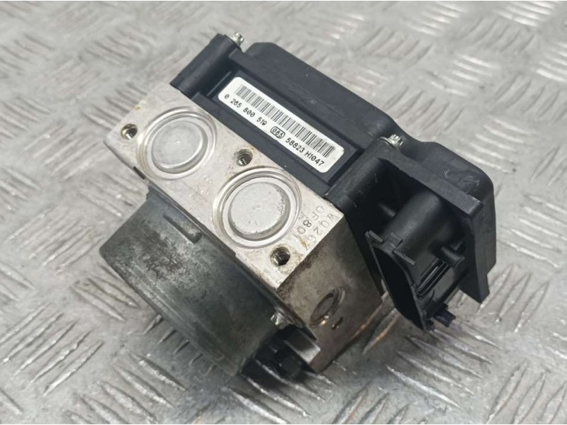 Recambio de abs para renault megane ii classic berlina confort authentique referencia OEM IAM 8200527390 0265231734 BOSCH