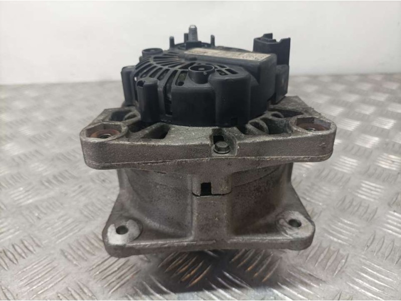 Recambio de alternador para renault megane ii classic berlina confort authentique referencia OEM IAM 8200495294 2543342A VALEO