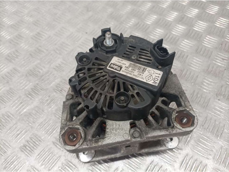 Recambio de alternador para renault megane ii classic berlina confort authentique referencia OEM IAM 8200495294 2543342A VALEO