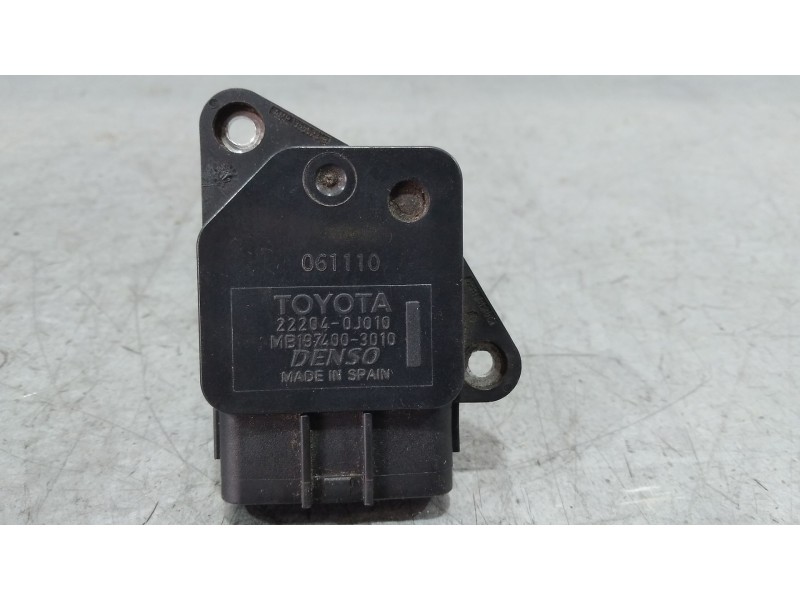 Recambio de caudalimetro para toyota corolla (_e12_) 1.6 vvt-i (zze121_) referencia OEM IAM 2220422010 denso 222040j010
