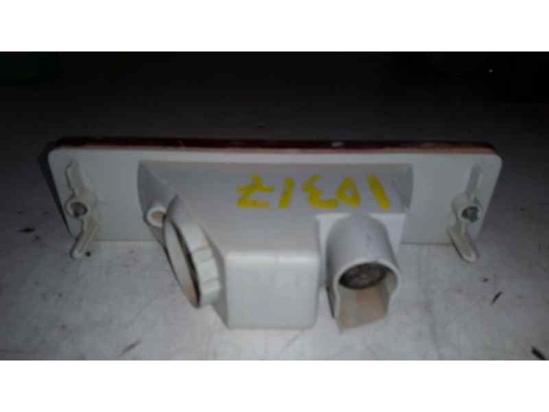 Recambio de faro antiniebla trasero central para nissan x-trail (t30) edition elegance referencia OEM IAM   