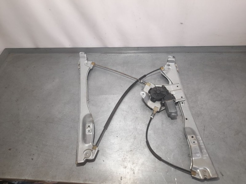 Recambio de elevalunas delantero izquierdo para renault clio iii evolution referencia OEM IAM 8200291145 2 PINS ELECTRICO 2 PINS