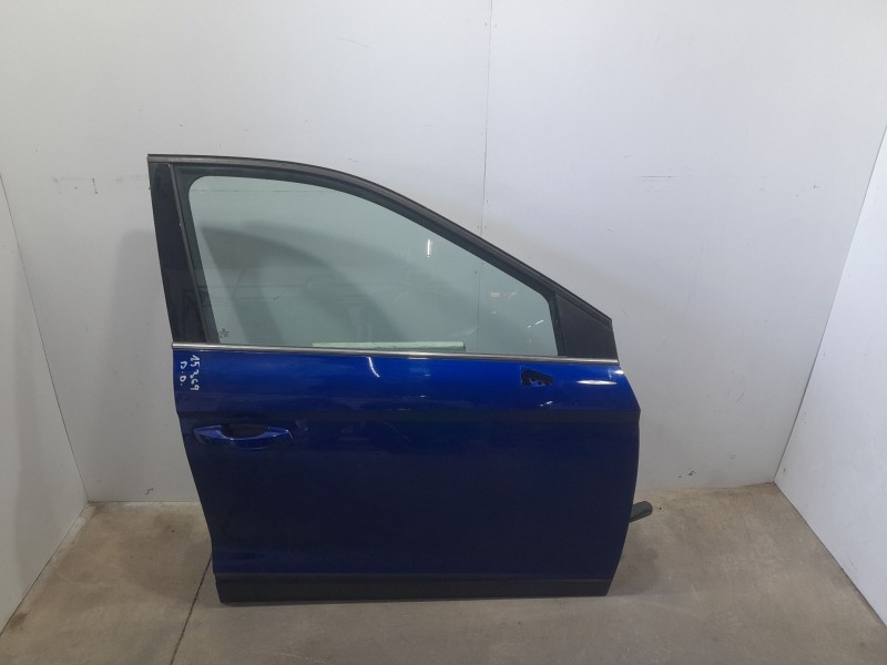 Recambio de puerta delantera derecha para seat arona fr referencia OEM IAM 6F9831052D ROZADA 