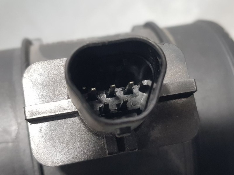 Recambio de caudalimetro para opel astra j sports tourer sport referencia OEM IAM 55561912 0281002940 BOSCH