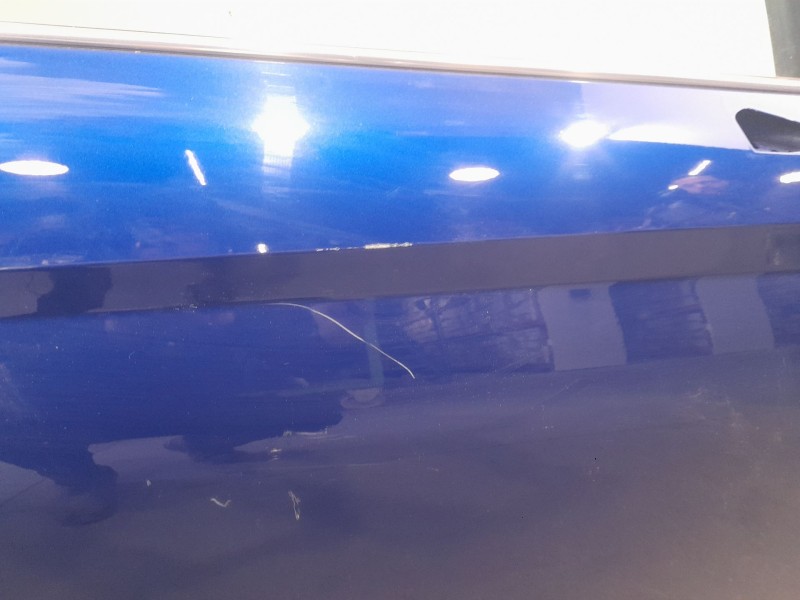 Recambio de puerta delantera derecha para seat arona fr referencia OEM IAM 6F9831052D ROZADA 