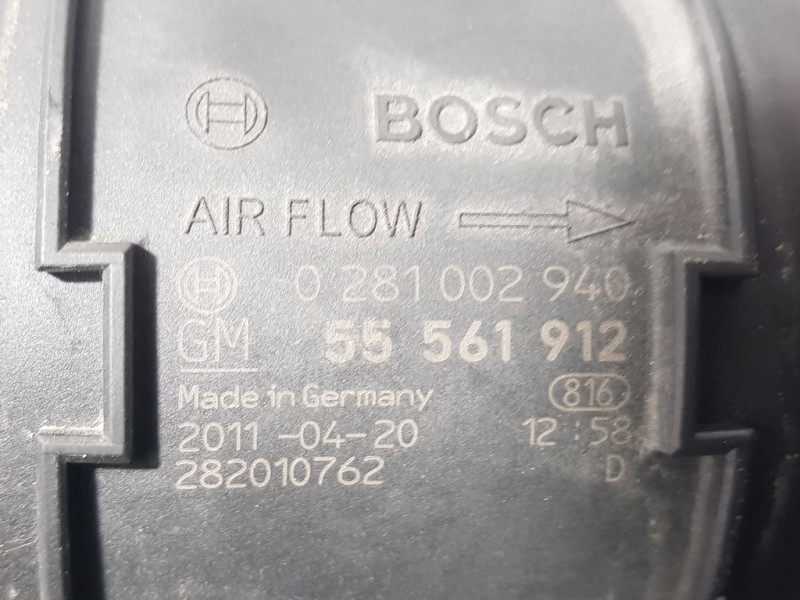 Recambio de caudalimetro para opel astra j sports tourer sport referencia OEM IAM 55561912 0281002940 BOSCH