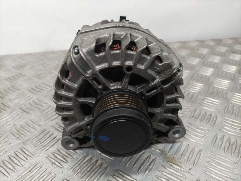 Recambio de alternador para citroën berlingo furgón club m referencia OEM IAM 9810525380 2624310D VALEO