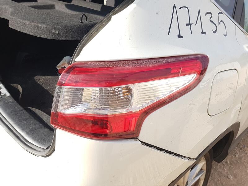 Recambio de piloto trasero derecho exterior para nissan qashqai ii (j11, j11_) 1.5 dci referencia OEM IAM 26550HP00A  