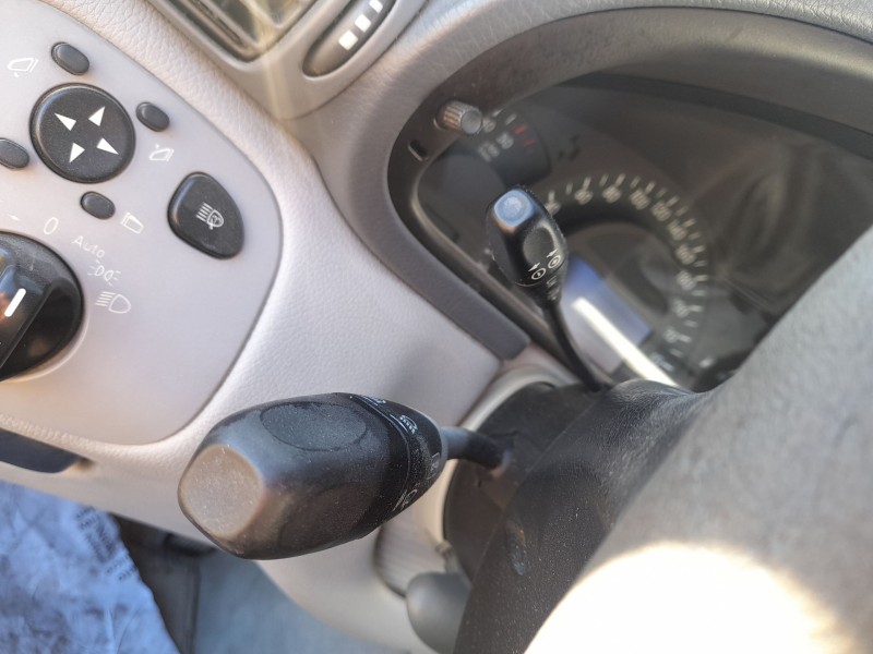 Recambio de mando luces y limpia para mercedes-benz clase c t-model (s203) c 220 cdi (203.206) referencia OEM IAM   
