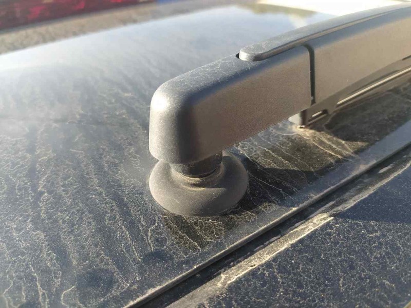 Recambio de motor limpia trasero para hyundai i20 n line referencia OEM IAM 98700Q0000  