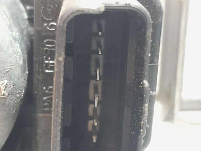 Recambio de elevalunas trasero izquierdo para renault megane ii classic berlina confort authentique referencia OEM IAM 820101092