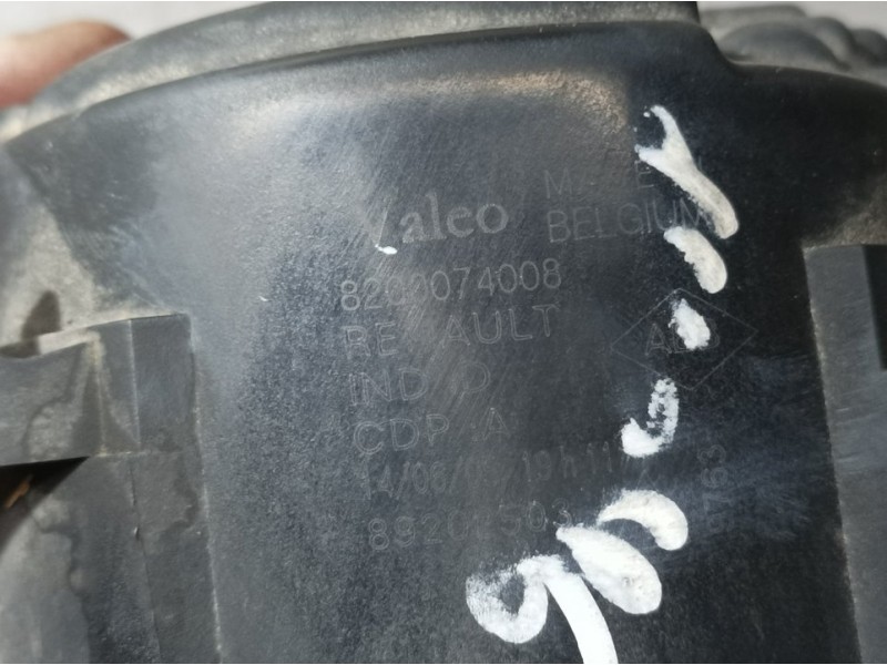 Recambio de faro antiniebla derecho para renault megane ii classic berlina confort authentique referencia OEM IAM 8200074008 892