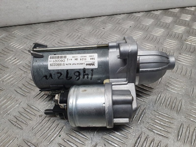 Recambio de motor arranque para opel combo d cargo l2h1 2,4t referencia OEM IAM 51880229 D6G321 VALEO
