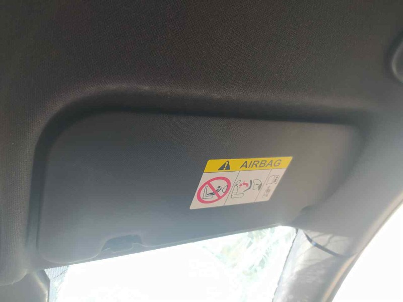 Recambio de parasol derecho para hyundai i20 n line referencia OEM IAM 85220Q0020NNB  