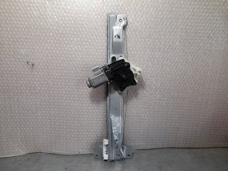 Recambio de elevalunas delantero derecho para ford ka+ ultimate referencia OEM IAM E3B5A23200  ELECTRICO