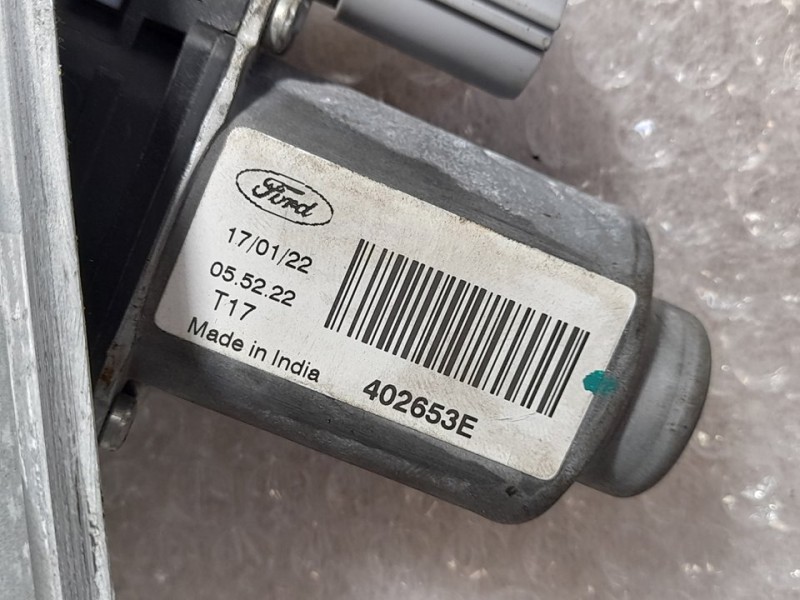 Recambio de elevalunas delantero derecho para ford ka+ ultimate referencia OEM IAM E3B5A23200  ELECTRICO