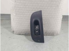 Recambio de mando elevalunas delantero derecho para renault megane i fase 2 berlina (ba0) 1.9 dti century referencia OEM IAM 820