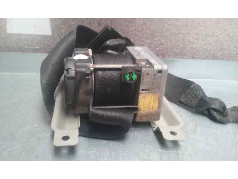 Recambio de pretensor airbag derecho para mercedes-benz clase c (w203) berlina 220 cdi (la) (203.008) referencia OEM IAM   TRW