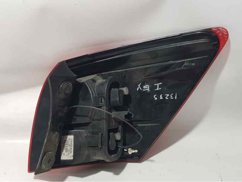 Recambio de piloto trasero izquierdo para nissan qashqai (j10) tekna referencia OEM IAM 8907161  EXTERIOR ROZADO