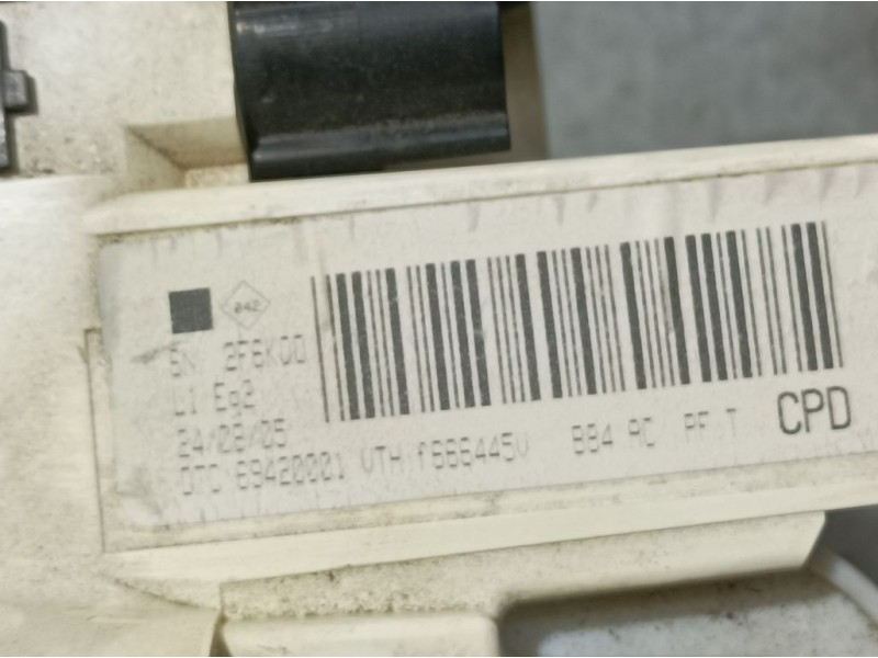 Recambio de mando calefaccion / aire acondicionado para renault megane ii classic berlina confort authentique referencia OEM IAM