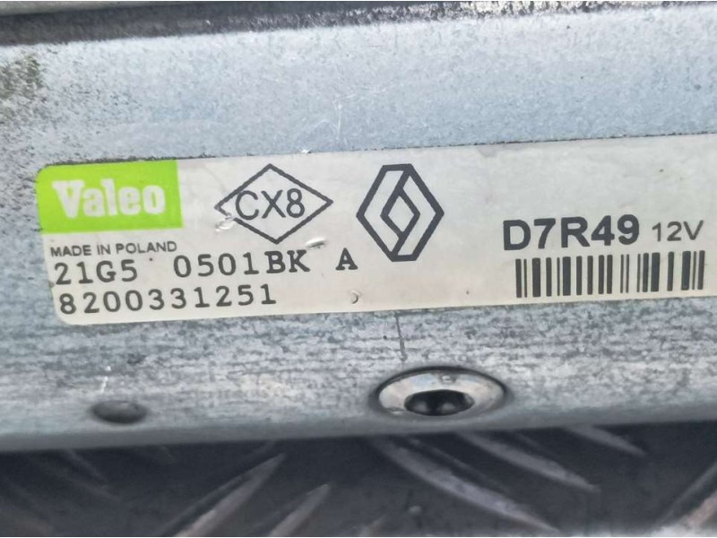 Recambio de motor arranque para renault megane ii classic berlina confort authentique referencia OEM IAM 8200331251 D7R49 VALEO