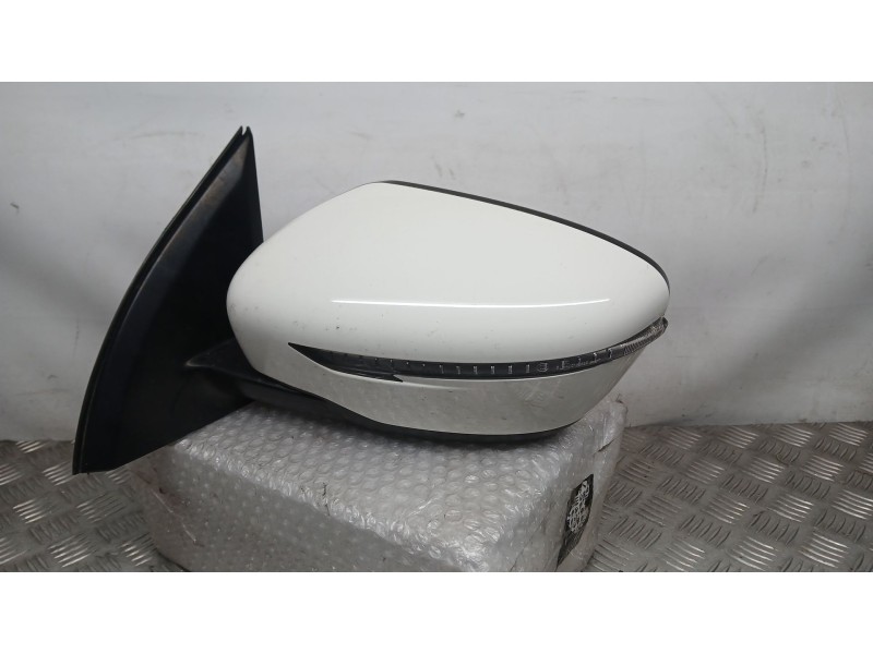 Recambio de retrovisor izquierdo para nissan qashqai ii (j11, j11_) 1.5 dci referencia OEM IAM 963024EJ2A ELECTRICO 9 CABLES 