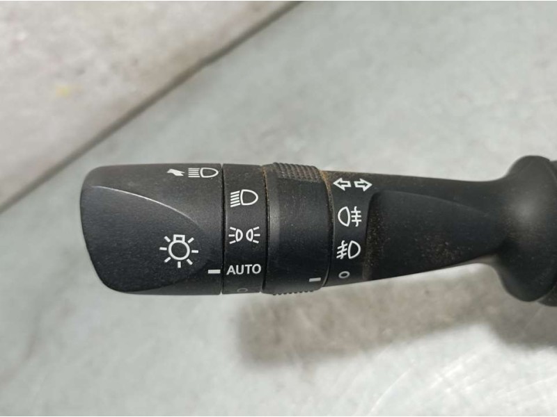 Recambio de mando luces para toyota auris active referencia OEM IAM 02720 176852 