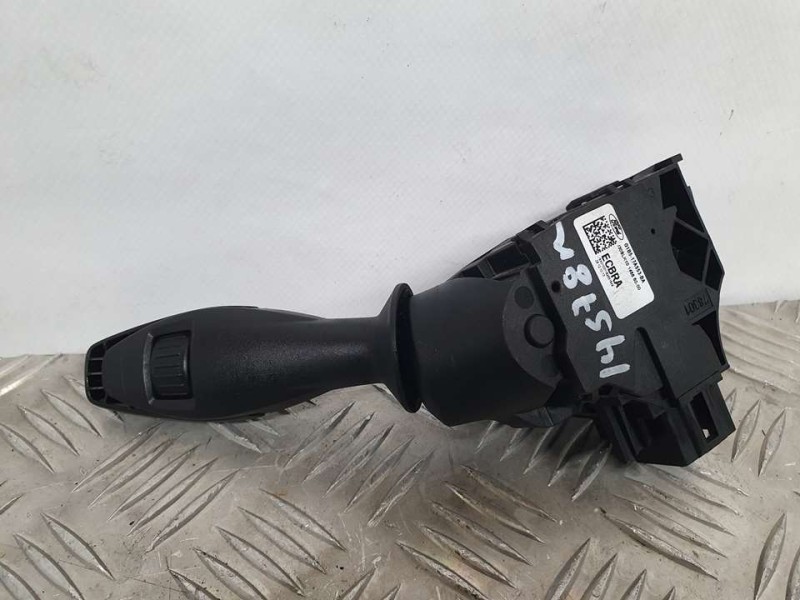 Recambio de mando limpia para ford ka+ ultimate referencia OEM IAM G1B517A553BA  
