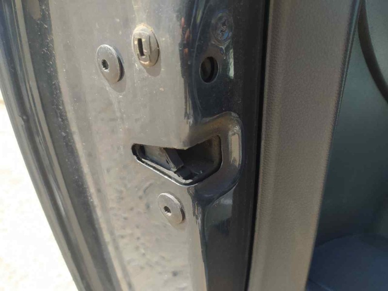 Recambio de cerradura puerta trasera izquierda para seat arona style edition referencia OEM IAM 5TA839015L  