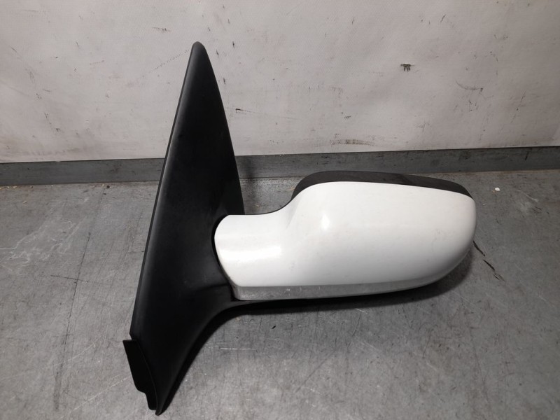 Recambio de retrovisor izquierdo para renault megane ii classic berlina confort authentique referencia OEM IAM 7701054685  ELECT