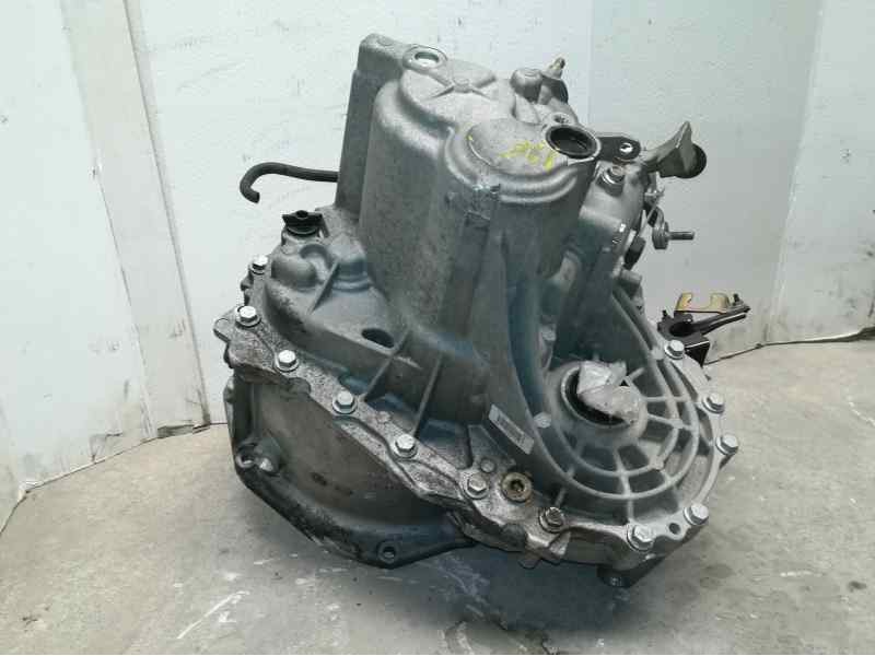 Recambio de caja cambios para nissan primera berlina (p12) acenta referencia OEM IAM ND0101 004316 6VELOCIDADES