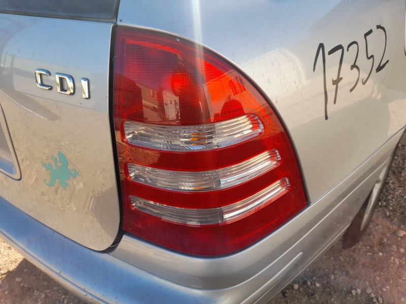 Recambio de piloto trasero derecho para mercedes-benz clase c t-model (s203) c 220 cdi (203.206) referencia OEM IAM 2038200264  