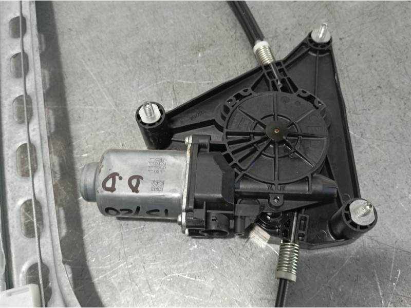 Recambio de elevalunas delantero derecho para peugeot 108 active referencia OEM IAM 402662A 2 PINS ELECTRICO 2 PINS