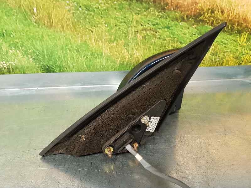 Recambio de retrovisor derecho para nissan primera berlina (p12) acenta referencia OEM IAM 96301AU412 5 CABLES ELECTRICO