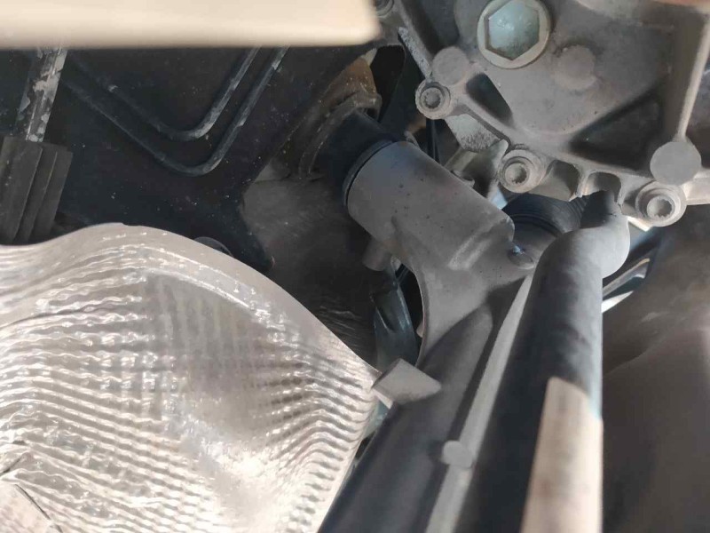 Recambio de cremallera direccion para seat arona style edition referencia OEM IAM 2Q1423061D  MECANICA