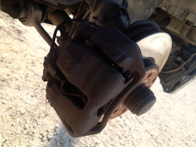 Recambio de pinza freno delantera derecha para mercedes-benz clase c t-model (s203) c 220 cdi (203.206) referencia OEM IAM 00442