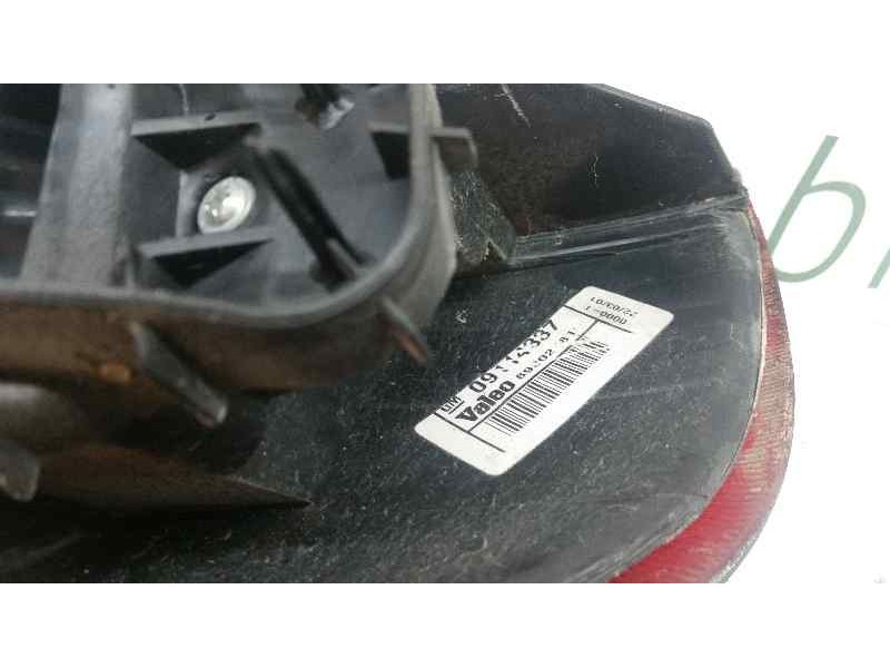 Recambio de piloto trasero derecho para opel corsa c 1.4 16v referencia OEM IAM 8900281 09114337 VALEO