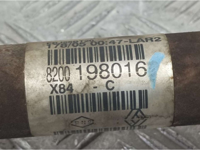 Recambio de transmision delantera izquierda para renault megane ii classic berlina confort authentique referencia OEM IAM 820019