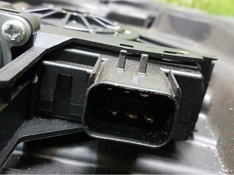 Recambio de elevalunas delantero derecho para jeep gr.cherokee (wk) 3.0 crd limited referencia OEM IAM  6 PINS ELECTRICO