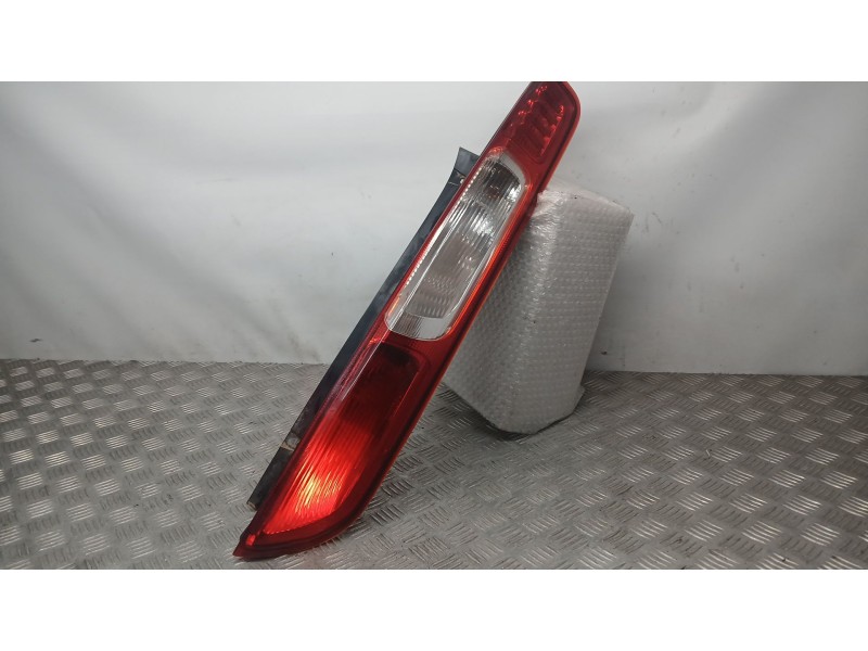 Recambio de piloto trasero derecho para ford focus ii (da_, hcp, dp) 1.8 tdci referencia OEM IAM 1420450  