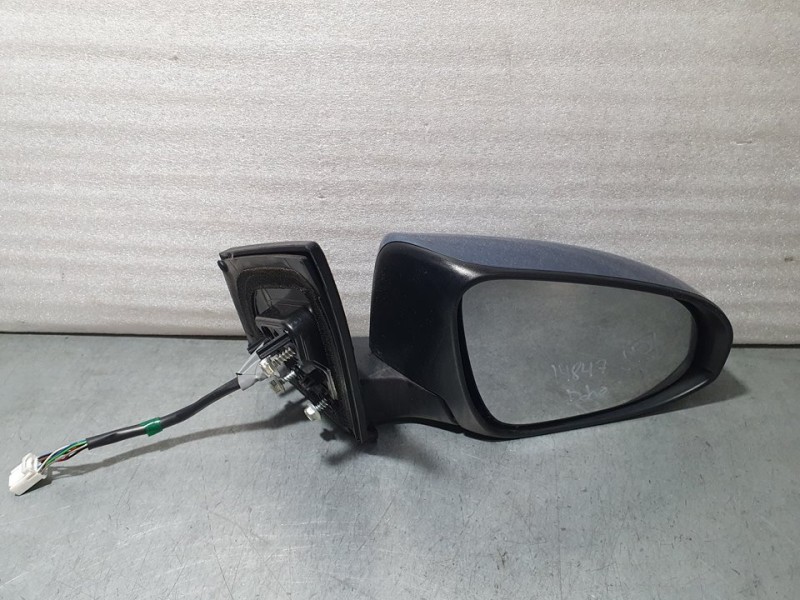Recambio de retrovisor derecho para toyota auris active referencia OEM IAM SIN REF  ELECTRICO 9 CABLES