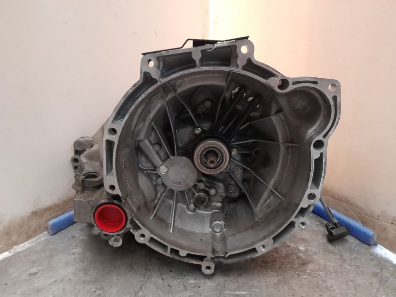 Recambio de caja cambios para ford fiesta (cb1) trend referencia OEM IAM 8A6R7002JA 161109 5VELOCIDADES