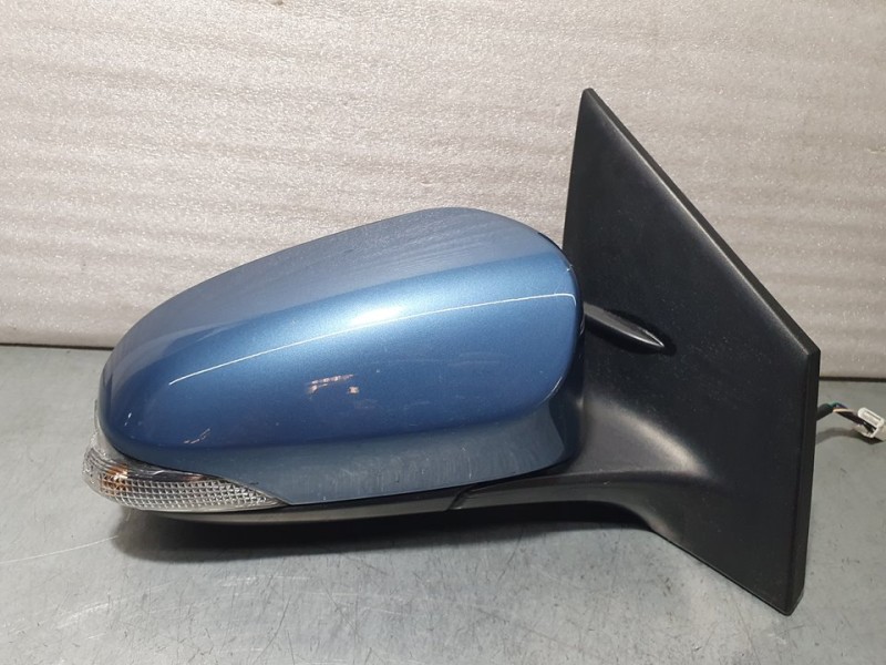 Recambio de retrovisor derecho para toyota auris active referencia OEM IAM SIN REF  ELECTRICO 9 CABLES