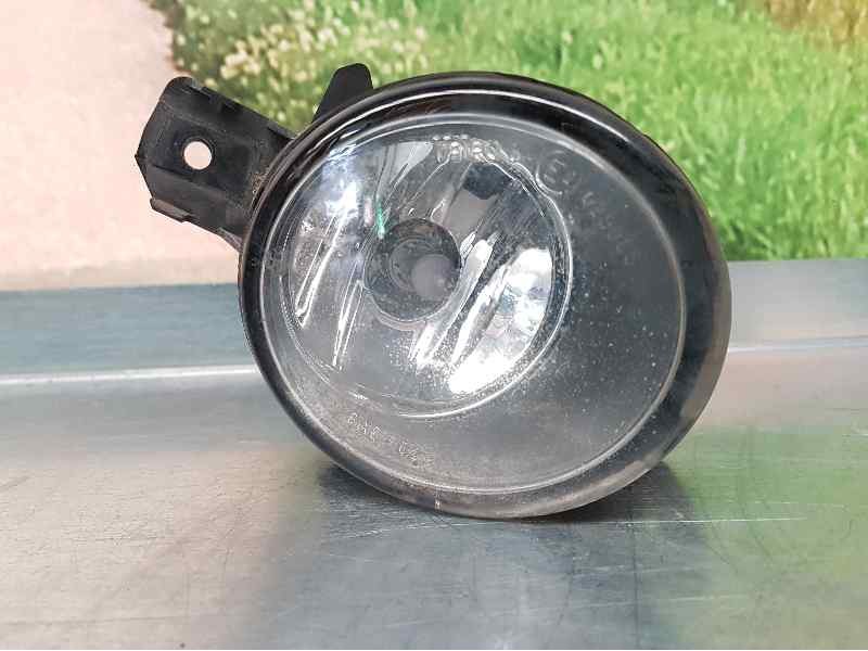 Recambio de faro antiniebla derecho para nissan primera berlina (p12) acenta referencia OEM IAM 2615089905 89202701 VALEO