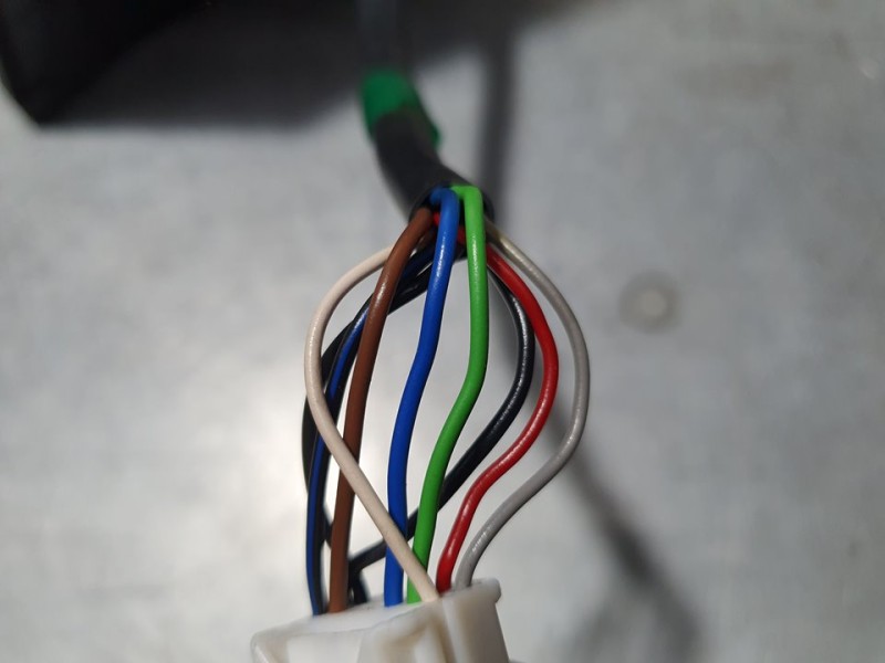 Recambio de retrovisor derecho para toyota auris active referencia OEM IAM SIN REF  ELECTRICO 9 CABLES