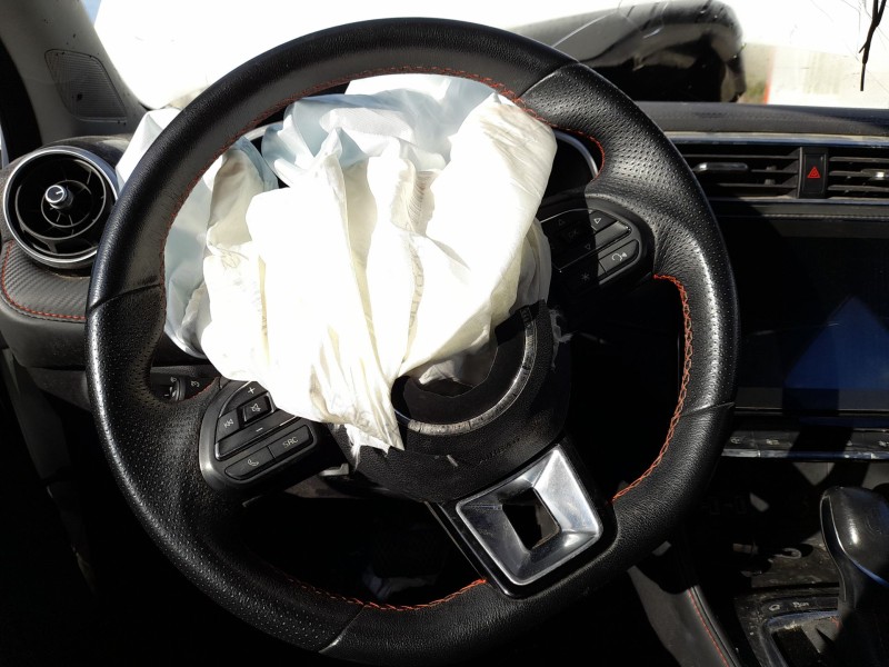 Recambio de volante para mg zs suv (azs1) 1.0 t-gdi referencia OEM IAM 11237276  