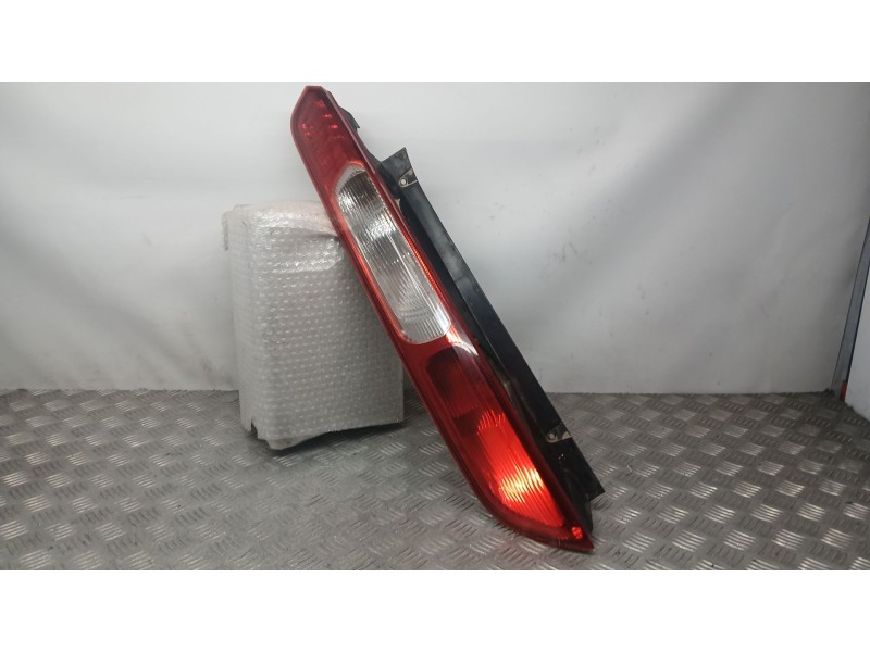 Recambio de piloto trasero izquierdo para ford focus ii (da_, hcp, dp) 1.8 tdci referencia OEM IAM 1420451  