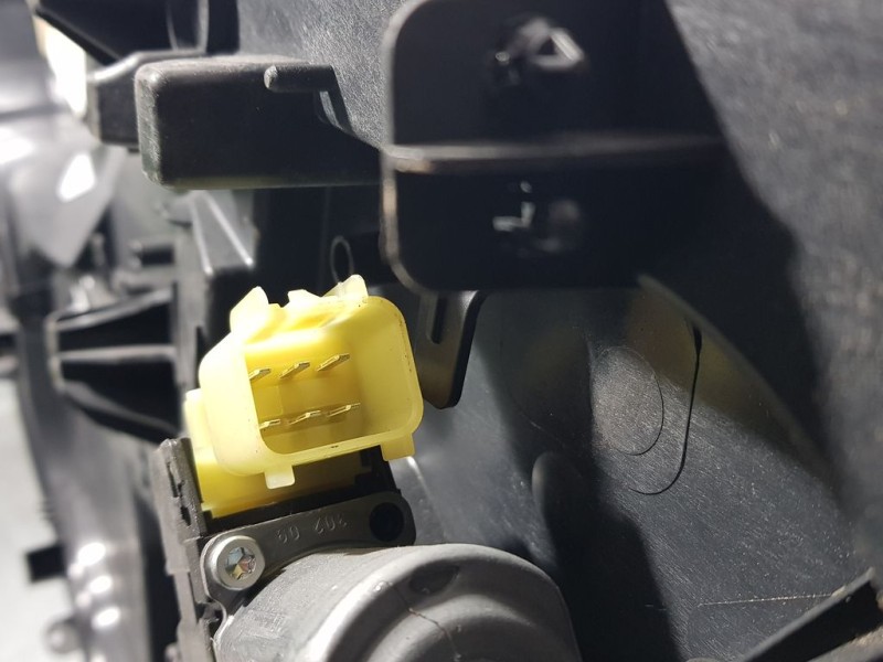 Recambio de elevalunas delantero izquierdo para ford fiesta (cb1) trend referencia OEM IAM   ELECTRICO 6 PINS