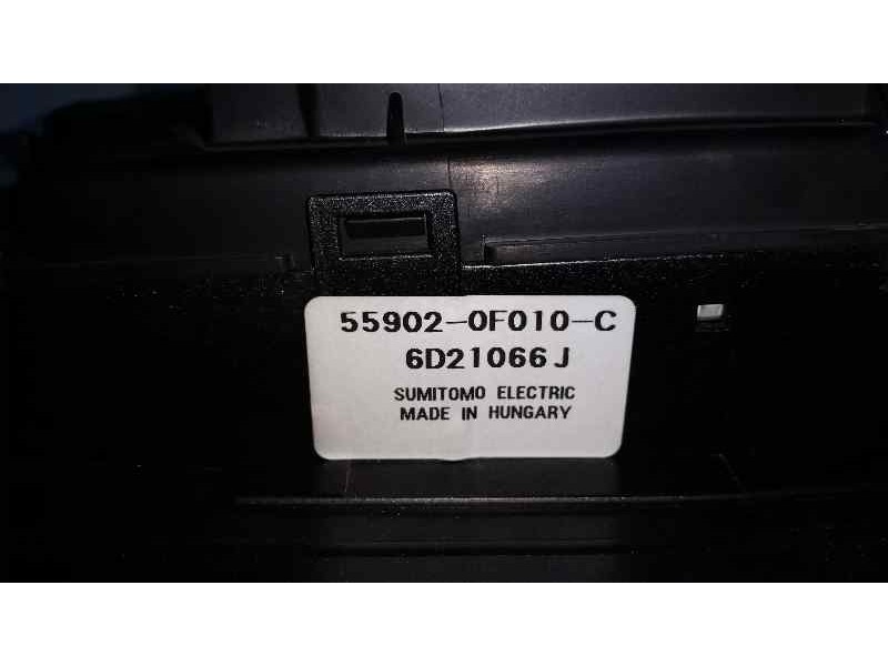 Recambio de mando climatizador para toyota corolla verso (r1) 1.8 luna referencia OEM IAM 6D21066J 559020F010C 